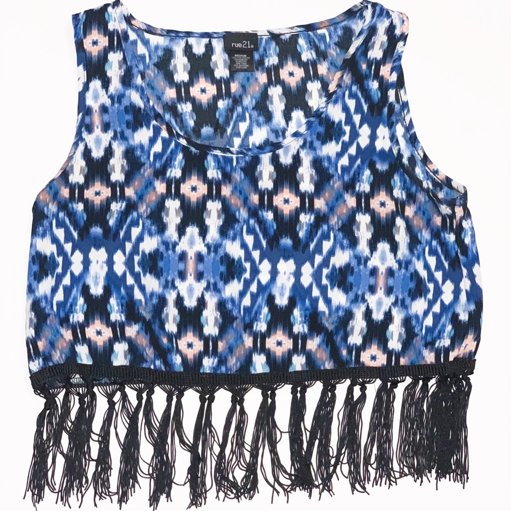 RUE21 Crop Top - Size M